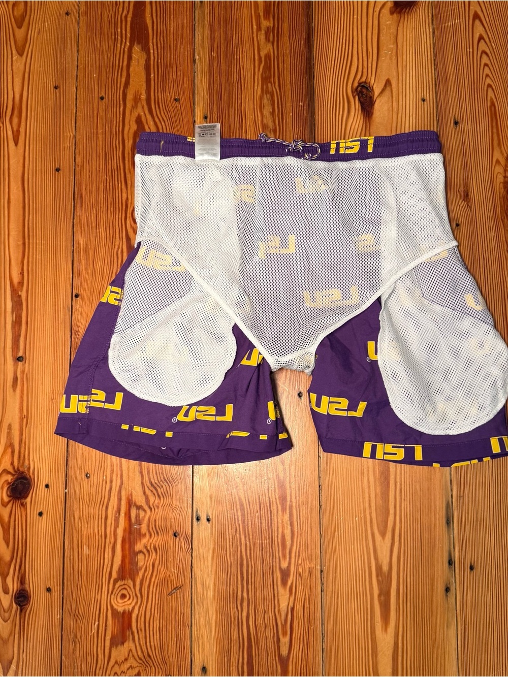 Columbia PFG LSU Tigers Shorts Mens Medium Purple Backcast NWOT - Picture 14 of 14